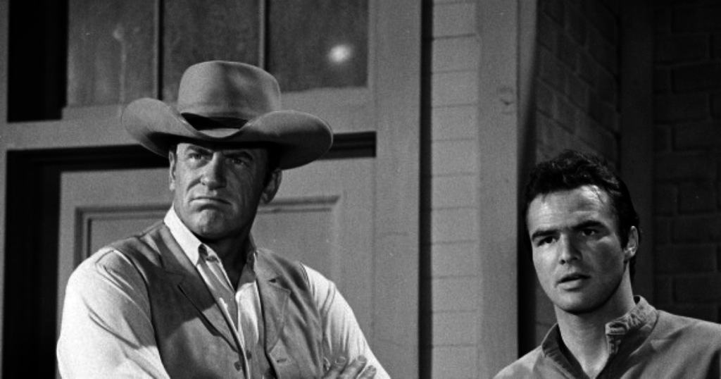 Burt Reynolds appeared opposite James Arness in "Gunsmoke" Photography: CBS