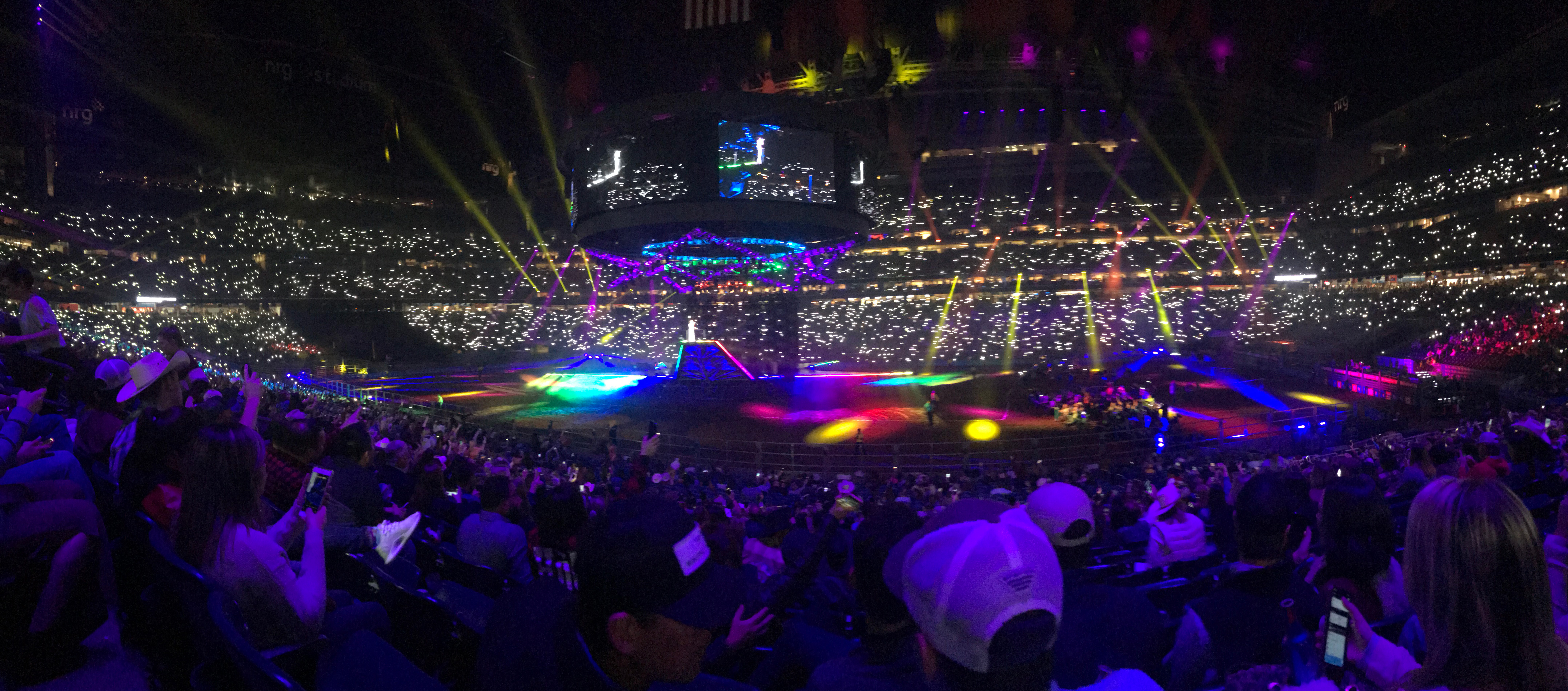 Kacey Musgraves Brings Her East Texas Charm to RodeoHouston – Cowboys and Indians ...8626 x 3800