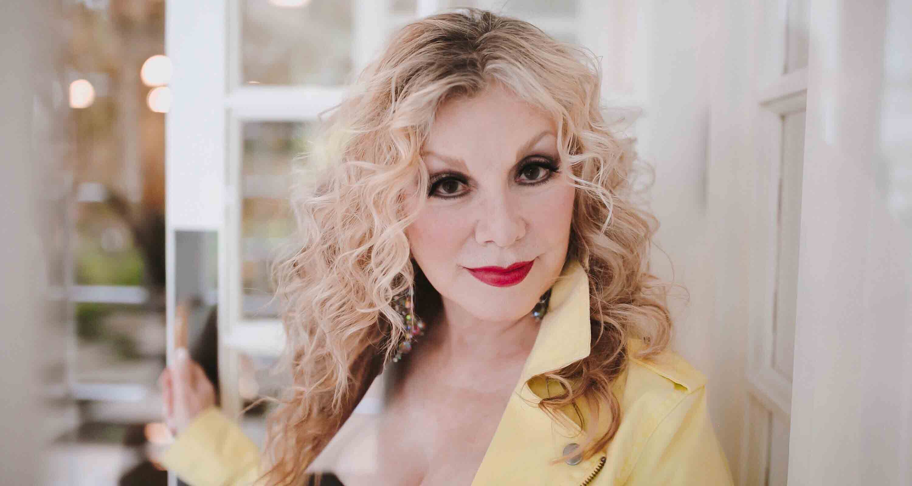 Song Premiere: Stella Parton’s “The Last Rose of Summer” – Cowboys and Indians ...