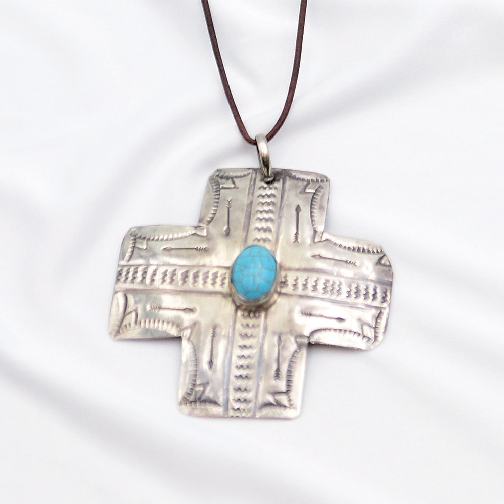 turquoise cabochon pendant