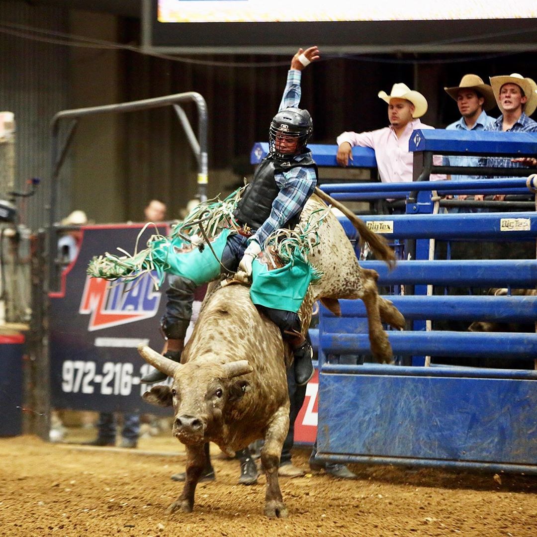 See the Mesquite Championship Rodeo Before it Rides Out Cowboys and