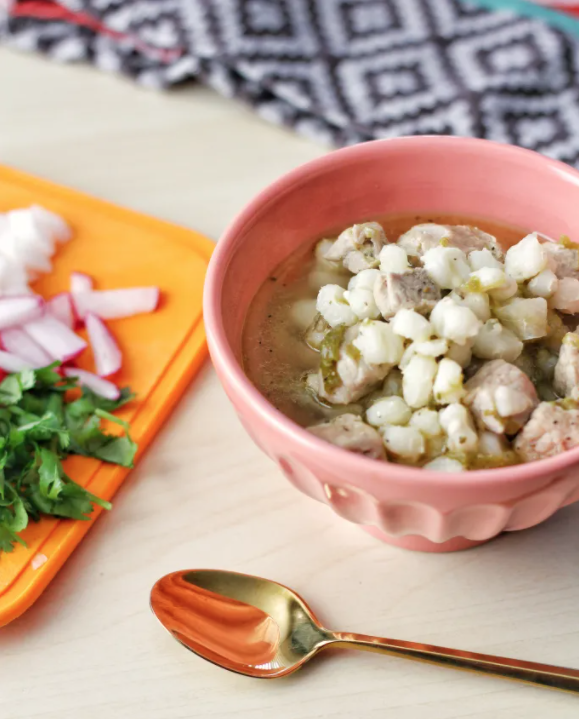 GreenChiliPorkPosole with toppings-TheFancyNavajo