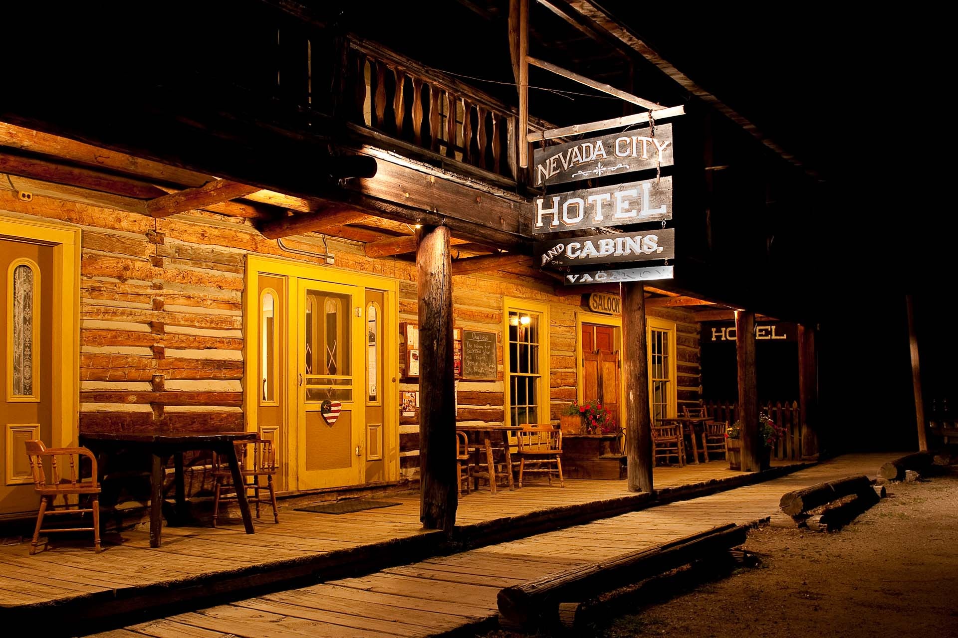 10 Spooky Towns in USA for Haunted History Lovers - Ghost Towns