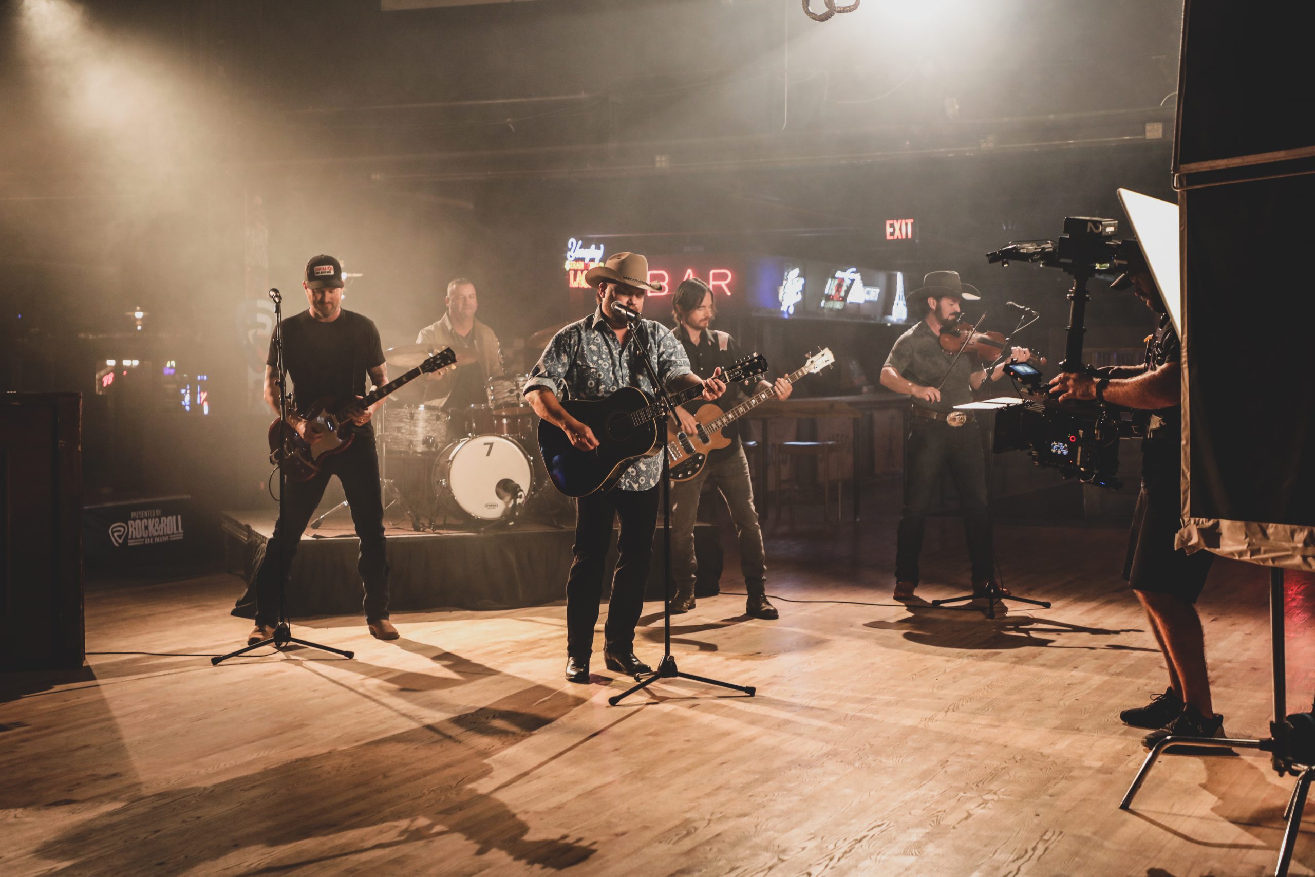 Catching Up with The Randy Rogers Band