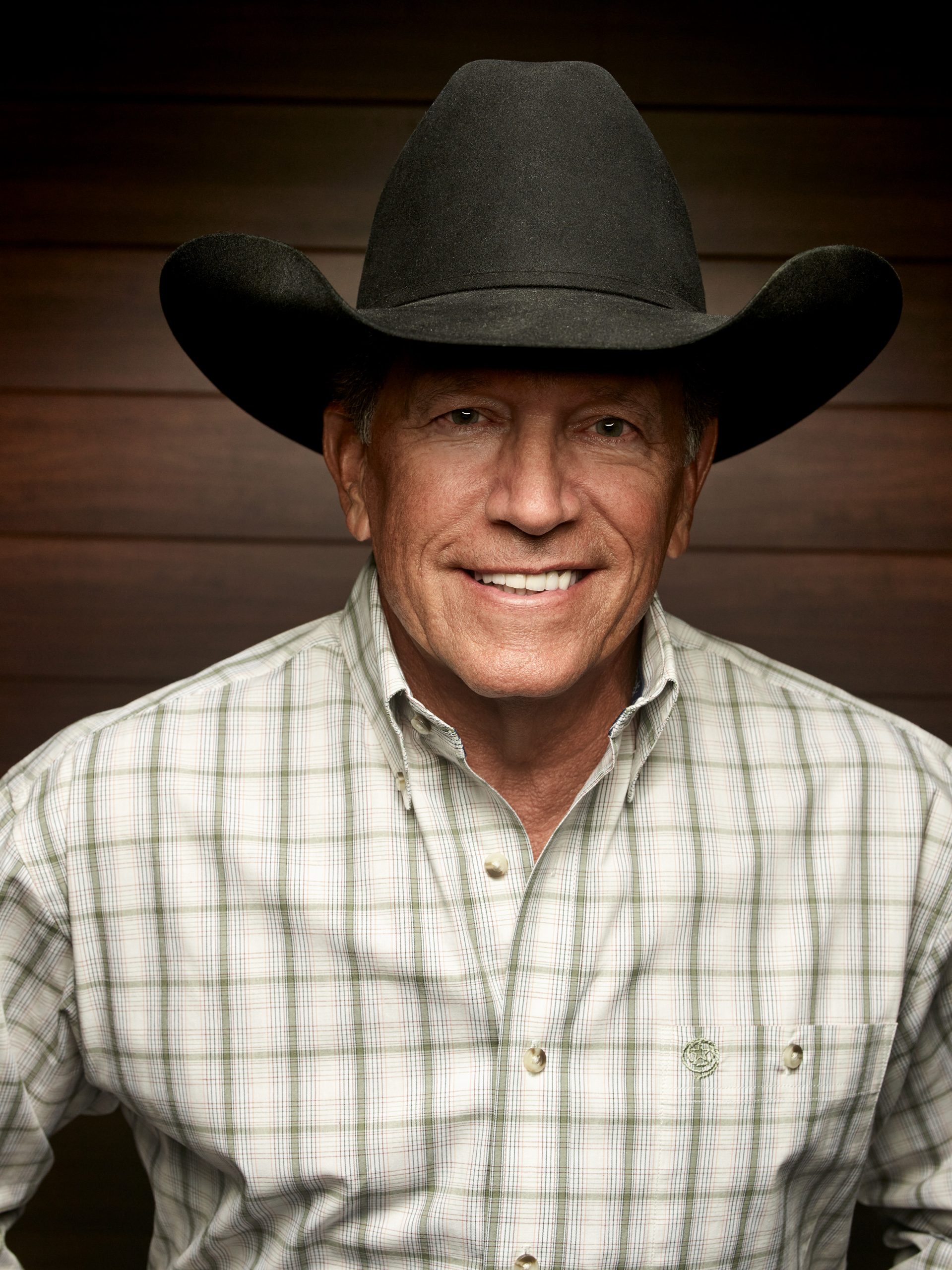 He's Back And Better Than Ever: George Strait On The Cover