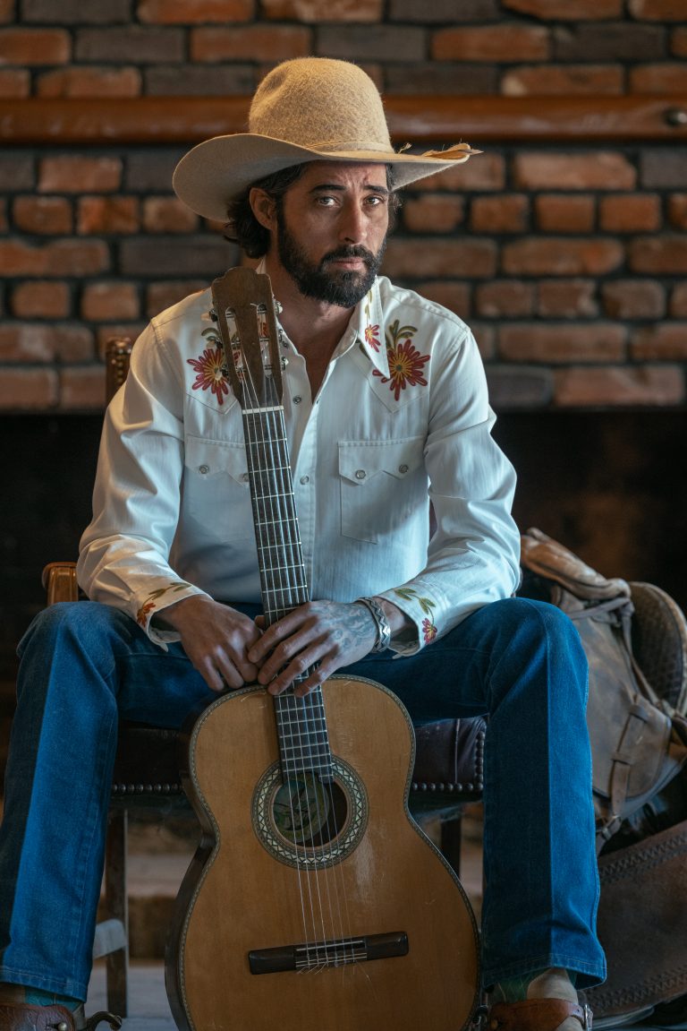 The 'cowboy hard' life of 'Yellowstone's Ryan Bingham - Los Angeles Times