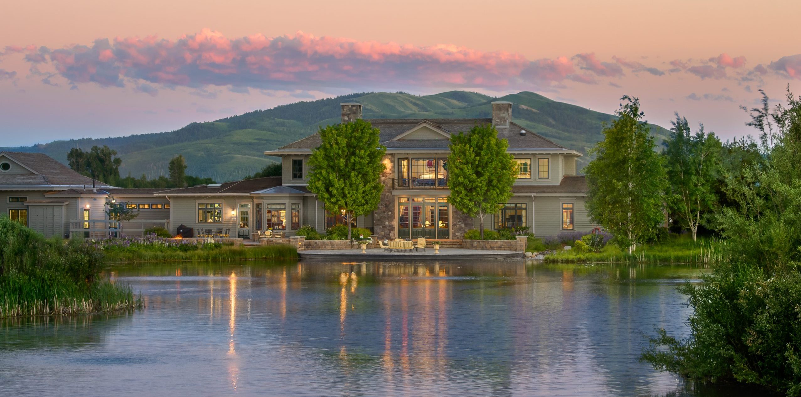 what celebrities have homes in jackson hole
