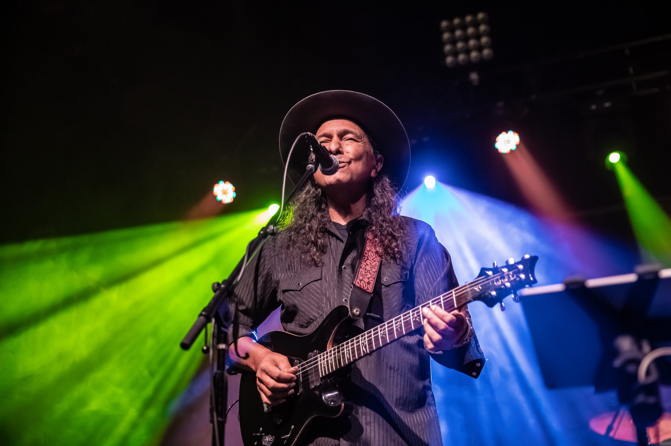 Music Video Premiere Cary Morin's "Indian Hunters Return"