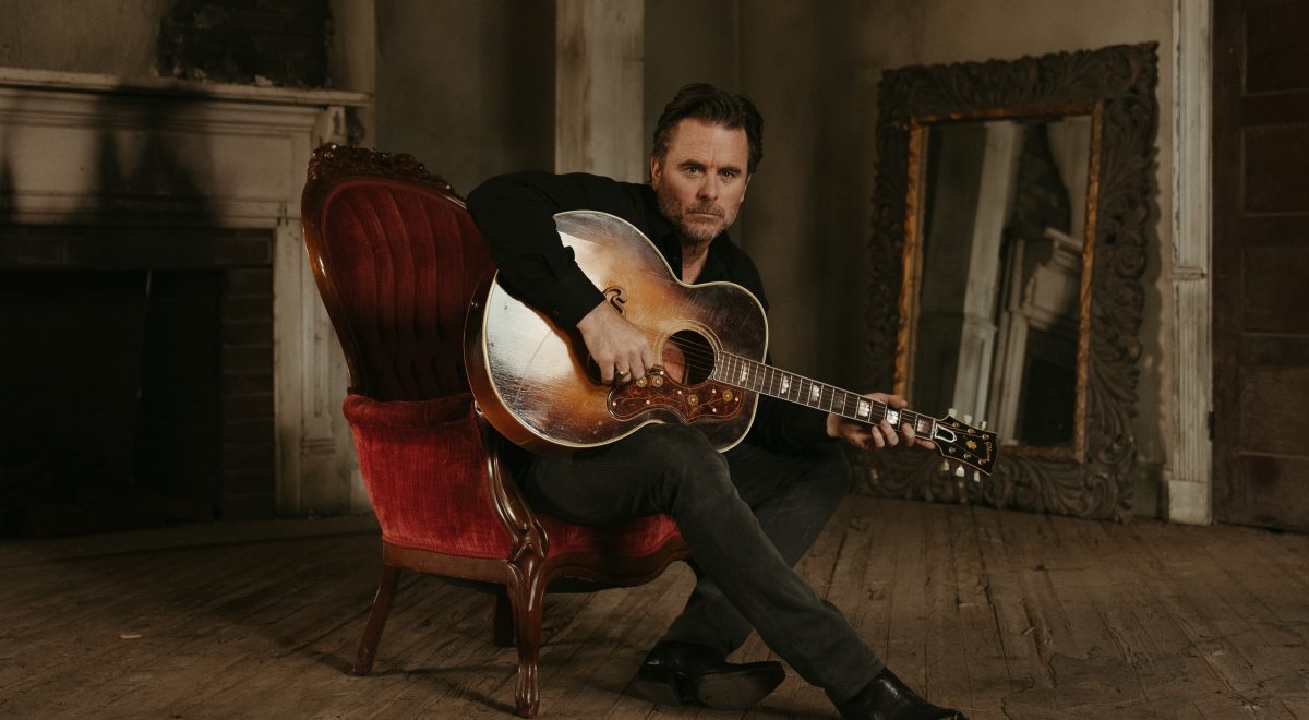 Charles Esten