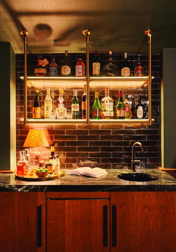 How To Design A Western Workspace, According To Designers