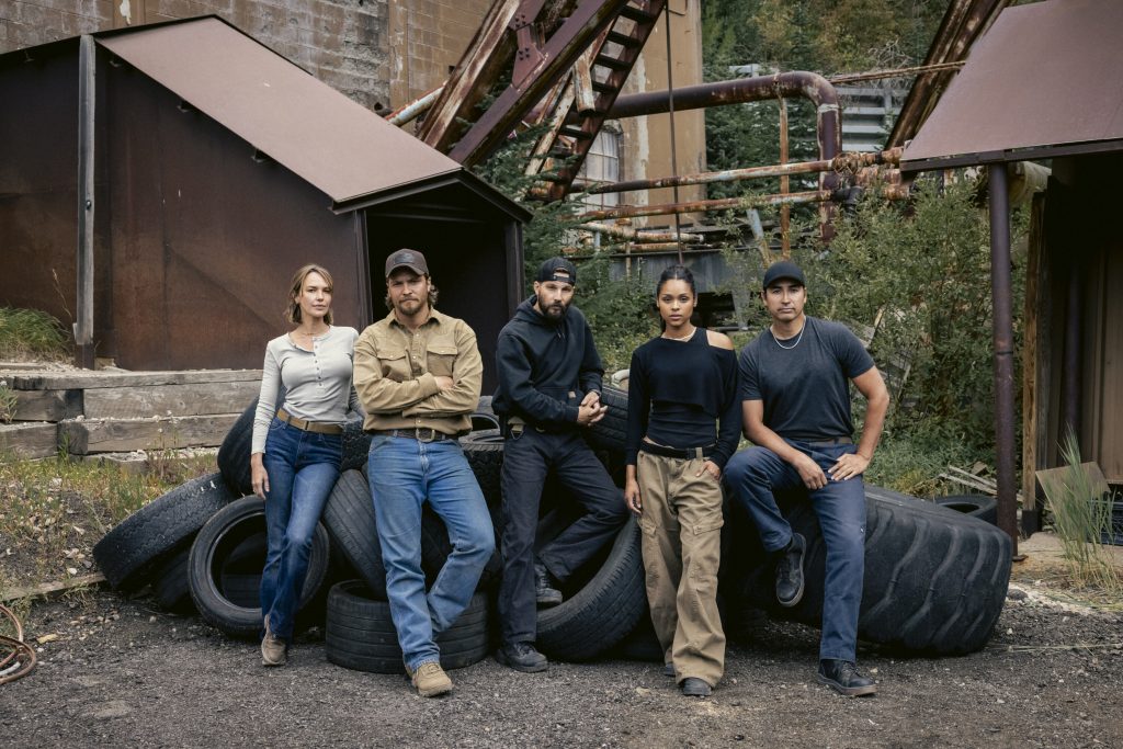 Arielle Kebbel as Belle, Luke Grimes as Kayce Dutton, Logan Marshall-Green as Pete Calvin, Ash Santos as Andrea, and Tatanka Means as Miles in "Marshals"