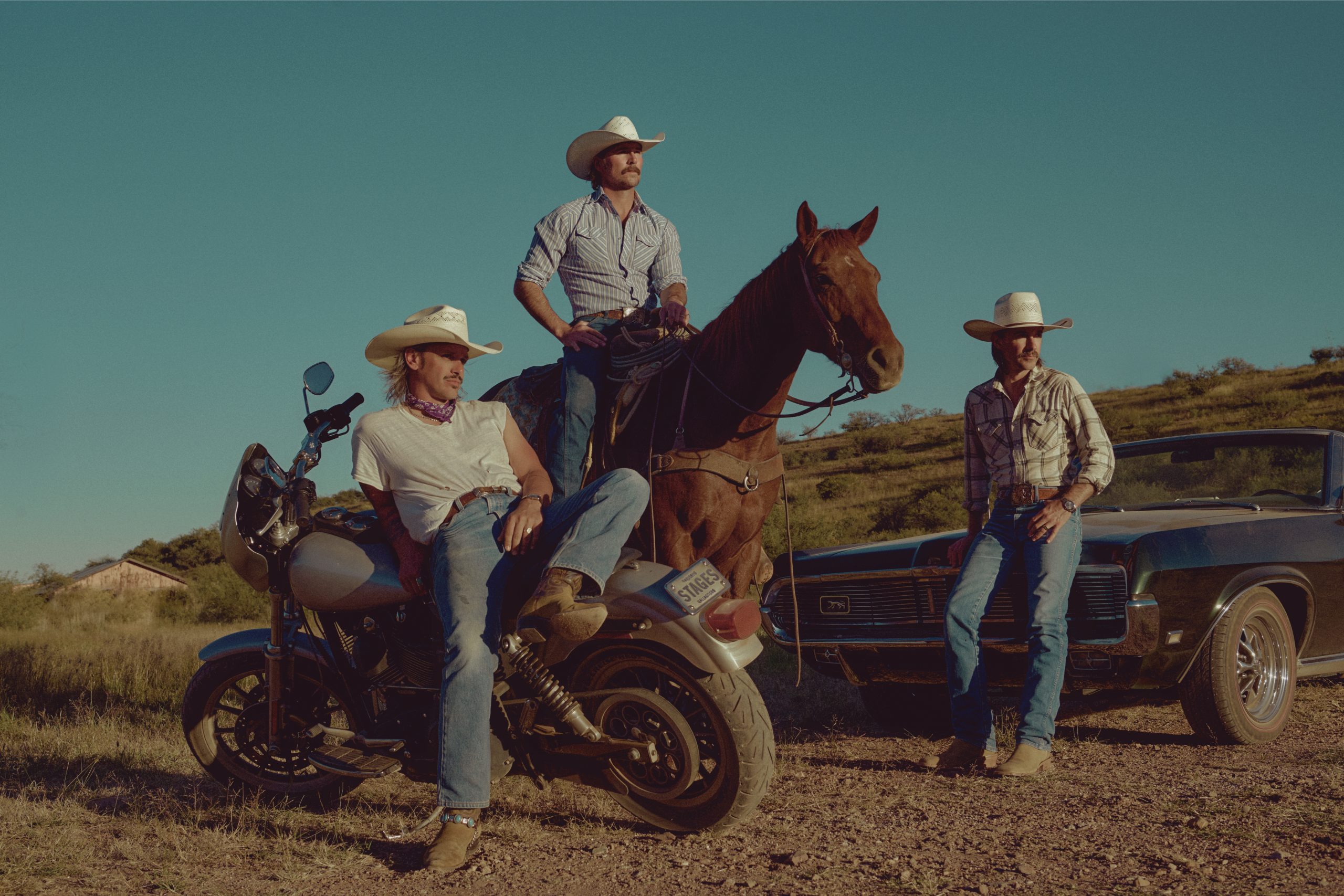 World Premiere  “Vaquero” by Midland